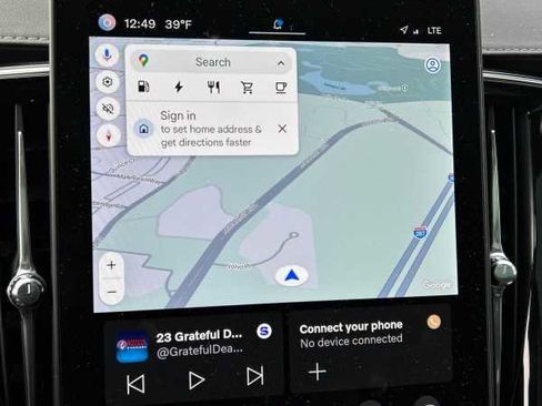 Used 2025 Volvo XC90 T8 Ultra image 9