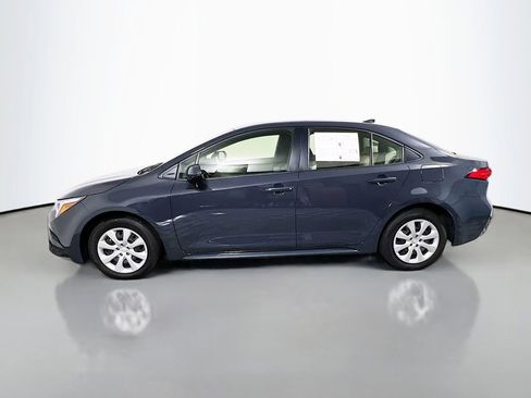 Used 2025 Toyota Corolla LE FWD image 5