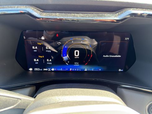 New 2026 Chevrolet Colorado ZR2 w/ Technology Package AWD/4WD image 8