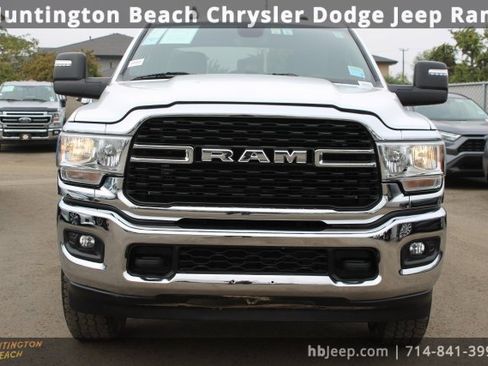 Used 2024 RAM 2500 Big Horn image 2