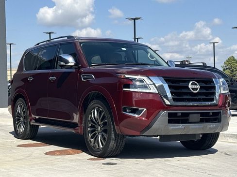 Used 2023 Nissan Armada Platinum w/ Captain's Chairs Package image 7
