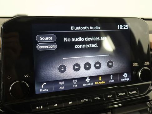 Used 2024 Nissan Pathfinder Platinum w/ Cargo Package image 43