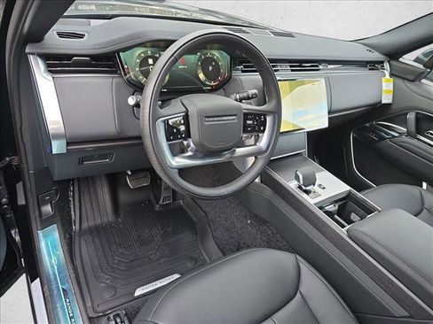 New 2026 Land Rover Range Rover SE image 16