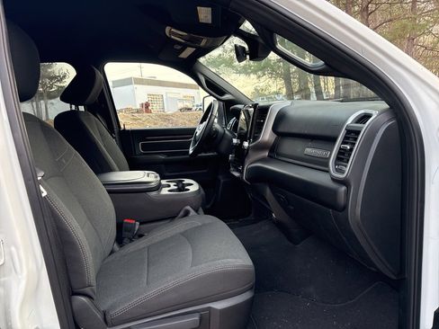 Used 2024 RAM 2500 Big Horn w/ Night Edition image 8