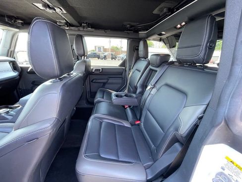 Used 2025 Ford Bronco Outer Banks AWD/4WD image 17