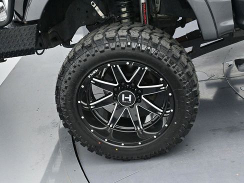 Used 2021 Ford F350 Lariat w/ Tremor Off-Road Package image 40