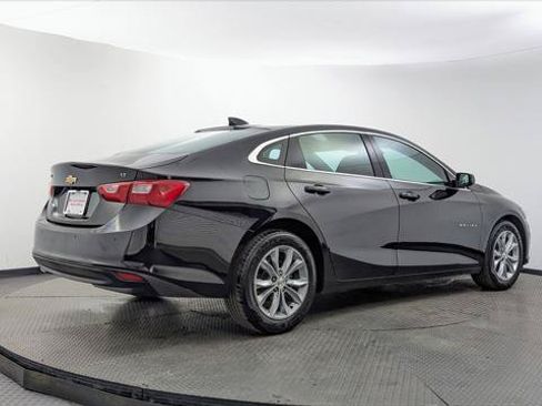 Used 2025 Chevrolet Malibu LT FWD image 8