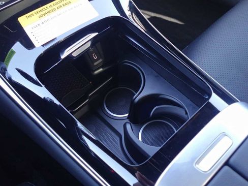 Used 2026 Mercedes-Benz GLC 300 GLC 300 image 43