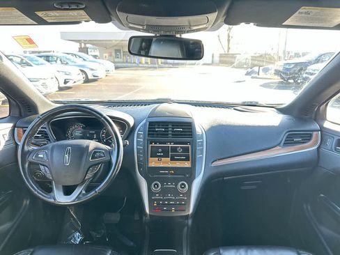Used 2017 Lincoln MKC Select w/ Lincoln MKC Climate Package image 20