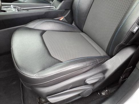 Used 2024 Jeep Compass Latitude image 10