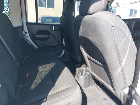 Used 2022 Jeep Wrangler Sport S w/ Sun And Sound Package image 12