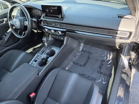 Certified 2025 Honda Civic Sport image 8