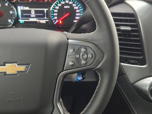 Used 2017 Chevrolet Suburban LS image 23