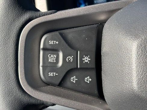 New 2025 Ford Bronco Outer Banks w/ Sasquatch Package image 12