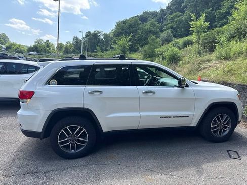 Used 2019 Jeep Grand Cherokee Limited AWD/4WD image 8