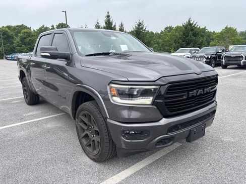 Used 2021 RAM 1500 Laramie AWD/4WD image 3