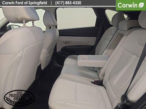 Used 2025 Hyundai Tucson SEL FWD image 17