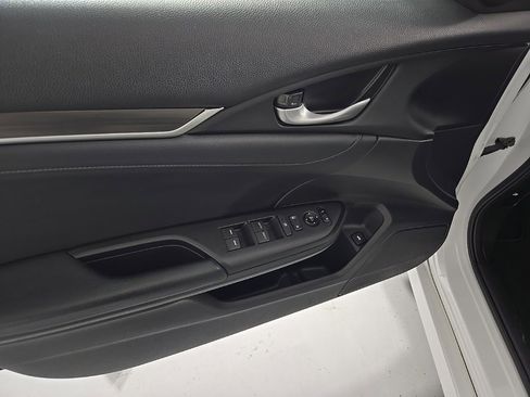 Used 2019 Honda Civic EX-L image 15