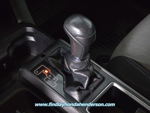 Used 2022 Toyota Tacoma TRD Sport image 19