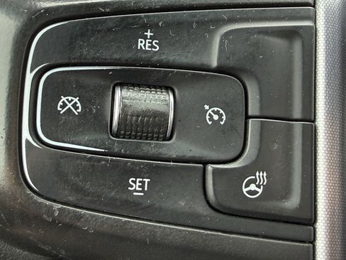 Used 2020 GMC Sierra 2500 SLT w/ SLT Convenience Package image 37