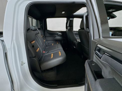 Certified 2026 GMC Sierra 1500 AT4 w/ AT4 Premium Package AWD/4WD image 27