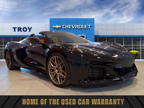 Used 2023 Chevrolet Corvette Z06 image 1
