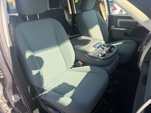 Used 2016 RAM 1500 Classic SLT RWD image 10