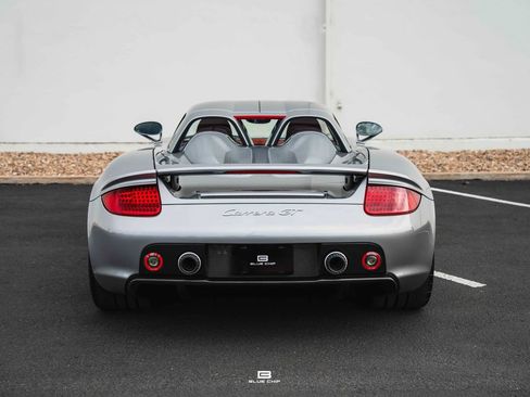 Used 2004 Porsche Carrera GT RWD image 16