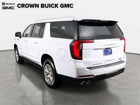 New 2026 GMC Yukon XL Denali w/ Sun & Power Step Package RWD image 7