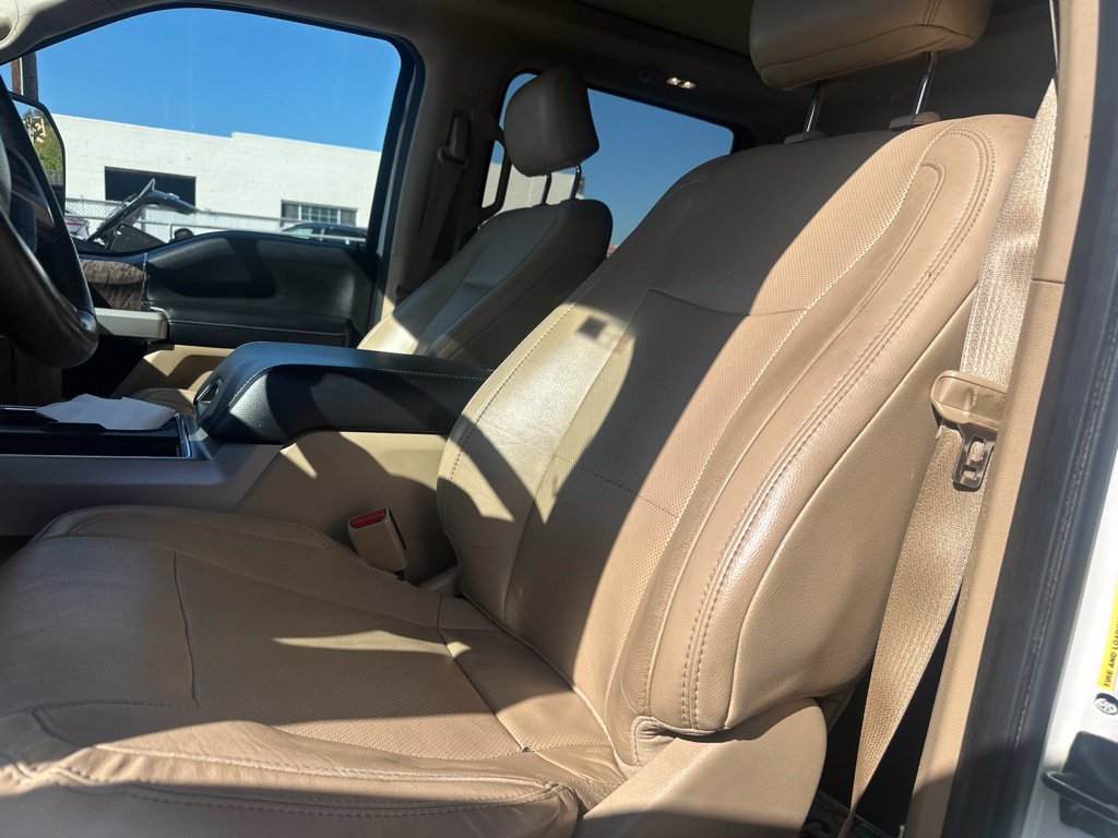 Used 2017 Ford F250 Lariat w/ Lariat Ultimate Package AWD/4WD image 15