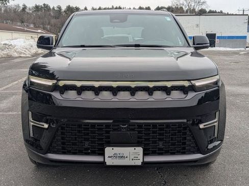 New 2026 Jeep Grand Wagoneer Limited image 2