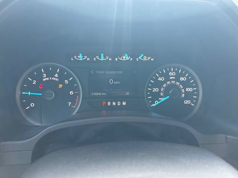 Used 2019 Ford F150 XLT w/ Equipment Group 302A Luxury AWD/4WD image 16