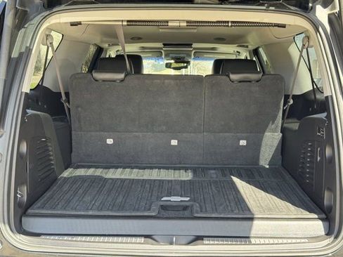 Used 2016 Chevrolet Suburban LT image 35