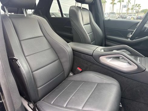 Used 2024 Mercedes-Benz GLE 350 4MATIC w/ AMG Line Exterior image 13