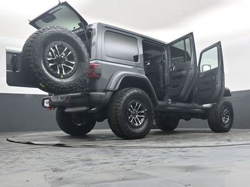 Used 2026 Jeep Wrangler Unlimited Rubicon AWD/4WD image 54