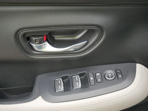 Certified 2024 Honda HR-V EX-L image 19