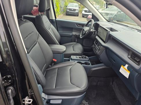 New 2026 Ford Maverick Lariat w/ Black Appearance Package AWD/4WD image 11