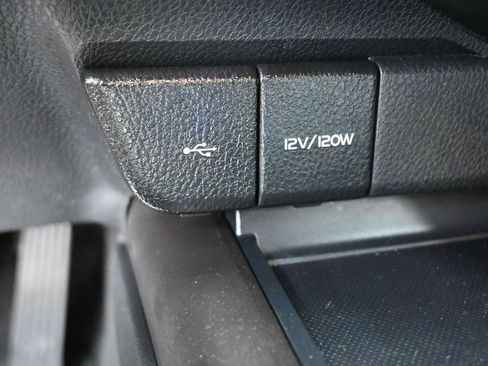 Used 2024 Toyota Camry SE FWD image 13