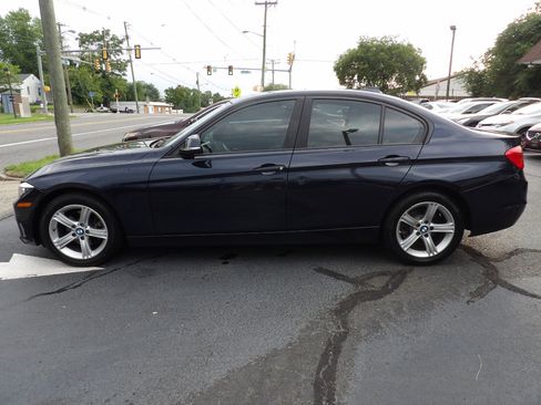 Used 2015 BMW 320i xDrive Sedan image 2