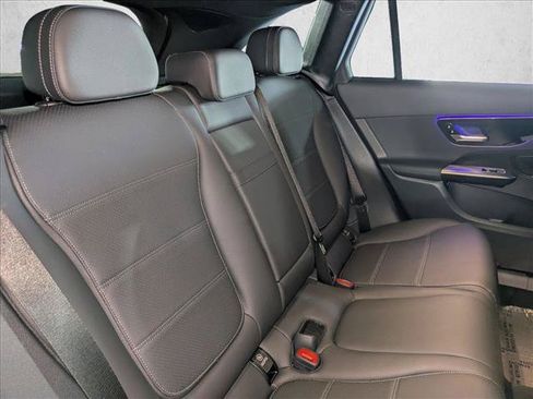 Certified 2026 Mercedes-Benz GLC 300 image 18