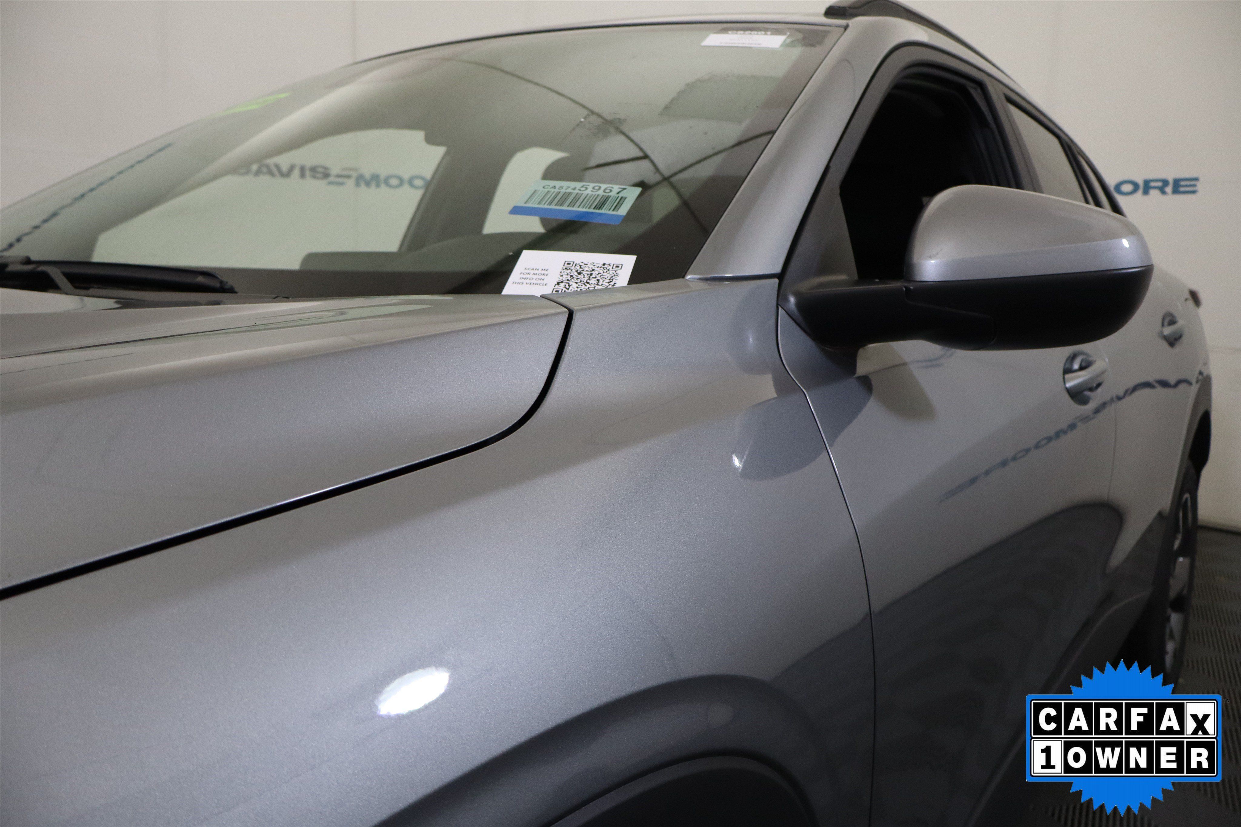 Used 2025 Chevrolet Trax LT FWD image 13