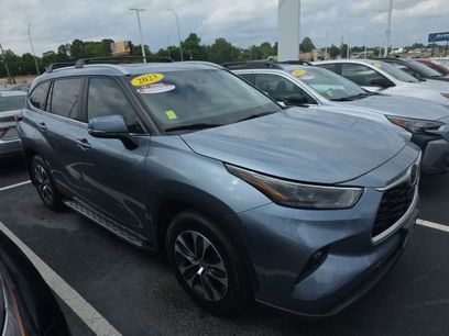 Used 2023 Toyota Highlander XLE