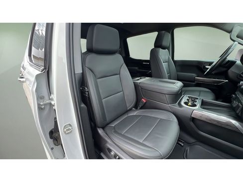 Certified 2021 Chevrolet Silverado 1500 LTZ w/ LTZ Premium Package AWD/4WD image 32