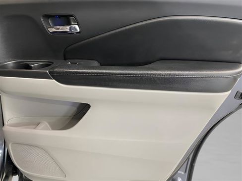 Used 2016 Honda Pilot Elite image 24