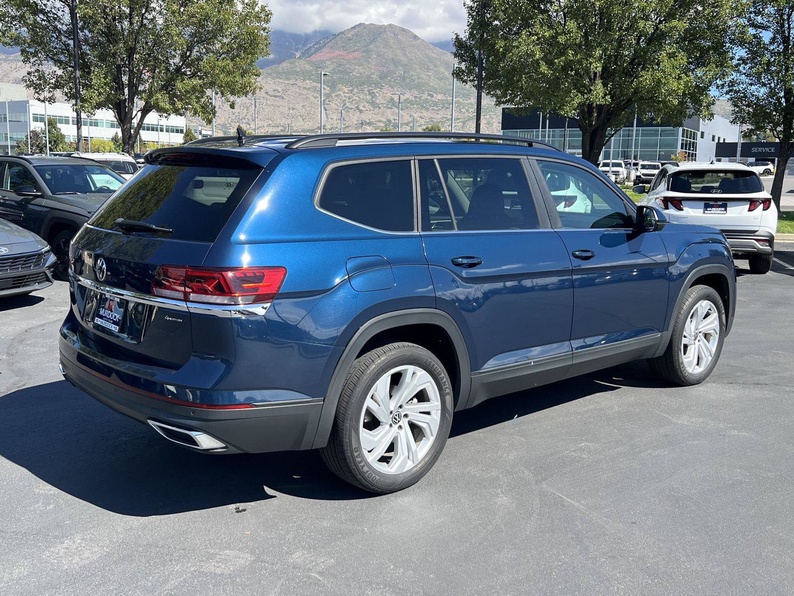 Used 2023 Volkswagen Atlas SE AWD/4WD image 16