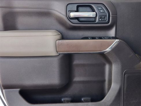 Used 2022 Chevrolet Silverado 3500 LTZ w/ LTZ Convenience Package image 21