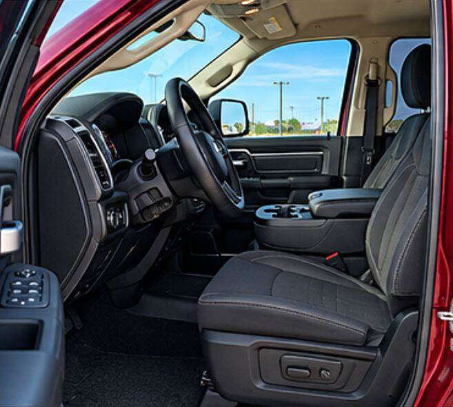 Used 2019 RAM 2500 Tradesman AWD/4WD image 34