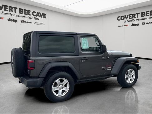 Used 2019 Jeep Wrangler Sport S image 10