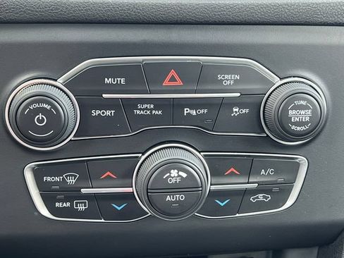 Used 2017 Dodge Charger R/T RWD image 27