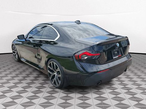 Used 2022 BMW 230i Coupe w/ Convenience Package RWD image 2